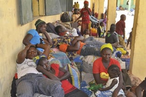 Réfugiés nigérians qui ont été expulsés par le Niger, mai 2015. © Jossy Ola/AP/SIPA