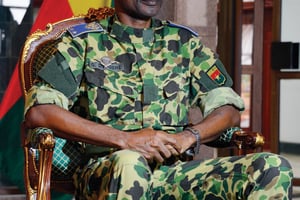 Le général Gilbert Diendéré, au palais présidentiel, le 17 septembre. © AHMED OUOBA/AFP