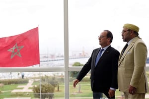 Les chefs d’États français et marocain, le 20 septembre à Tanger. © ALAIN JOCARD/AP/SIPA