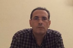 Moez Ben Gharbia dans la vidéo qu’il a posté le 4 octobre sur Dailymotion. © Capture d’écran / Dailymotion