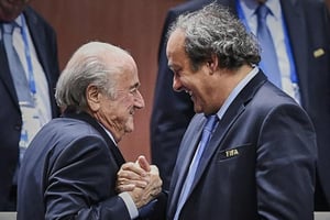 Joseph Blatter et Michel Platini, le 29 mai 2015 à Zurich. © Michael Buholzer/AFP