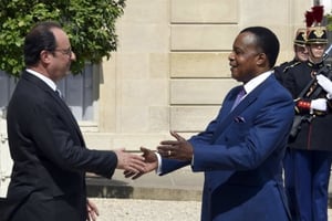 François Hollande et Denis Sassou-Nguesso, mardi 7 juillet 2015, à Paris. © Dominique Faget/AFP