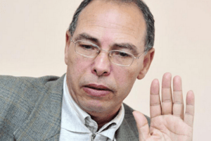 L’historien et défenseur des droits de l’Homme marocain Maâti Monjib, le 20 février 2014. © STR/AFP