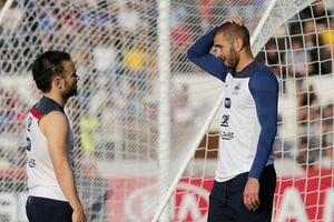 Karim Benzema et Mathieu Valbuena. © David Vincent/AP/SIPA