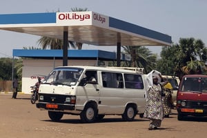 Station-service de OilLibya à Niamey (Niger), le 14 septembre 2011. © Sunday Alamba/AP/SIPA