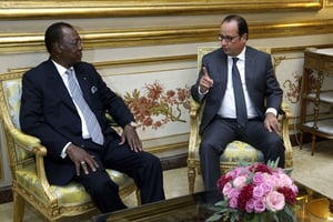Idriss Déby Itno à Paris, avec François Hollande, le 5 octobre 2015. © Philippe Wojazer/AP/SIPA