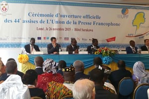 Table d’honneur de la cérémonie d’ouverture des  44e assises de l’UPF à Lomé. © Salomon Wilson pour J.A.