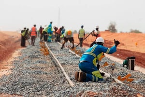 En août, une concession de construction et d’exploitation a été signée entre le Bénin, le Niger et le groupe Bolloré. © Erwann Benezet/MAXAPP