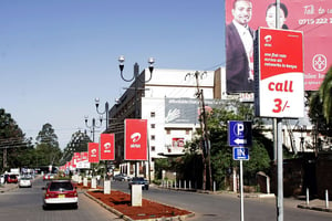 Vue d’une campagne d’affiches d’Airtel à Nairobi. © Sayyid Azim/AP/SIPA