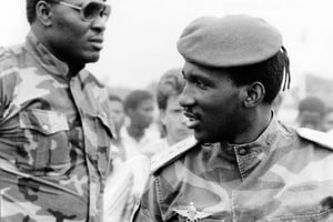 Thomas Sankara, président du Conseil national de la révolution (CNR), en mars 1986 à Bobo-Dioulasso. © Fabrice GUYOT / Archives JA