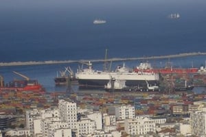 Vue du port d’Alger, un centre stratégique de l’économie algérienne. © Jaysen Naidoo/Flickr/CC
