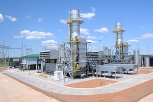 Vue d’une centrale électrique alimentée au gaz au Botswana.