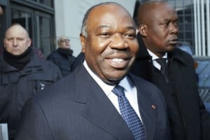 Ali Bongo, élevé au grade de grand maître des deux Loges. © AFP