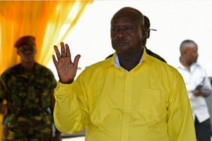 Le chef de l’Etat d’Ouganda, Yoweri Museveni, lors d’une réunion électorale le 16 février 2016 à Kampala. © Isaac Kasamani/ AFP