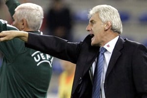 Hugo Broos en septembre 2005 en Belgique, lorsqu’il était l’entraîneur du KRC Genk. © YVES LOGGHE / AP / SIPA