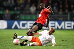 Chris Mavinga en 2012, lorsqu’il jouait pour l’équipe de Rennes. © David Vincent / AP / SIPA