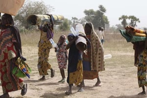 Des déplacés nigérians victimes de Boko Hrama, à Yola en décembre 2015. © Sunday Alamba / AP / SIPA