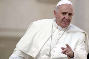 Le pape Francois, place Saint-Pierre, au Vatican, le 6 avril 2016. © Andrew Medichini/AP/SIPA