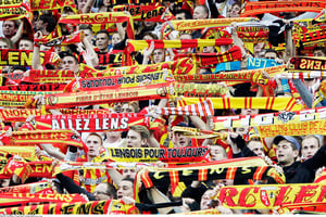 Supporters lensois lors d’un match au Stade de France, en 2014. © J.E.E/SIPA