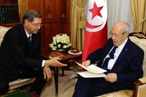 Le Premier ministre Habib Essid et le Président Béji Caïd Essenssi à Tunis, le 23 janvier 2015. © Hassene Dridi/AP/SIPA