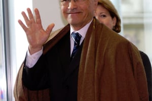 Après le retour de Chakib Khelil en Algérie, c’est sa tournée des zaouïas qui fait débat. © Ronald Zak/AP/SIPA