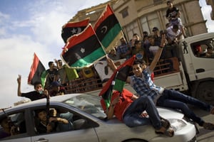 Des manifestants dans les rues de Benghazi en 2011. © Bernat Armangue/AP/SIPA