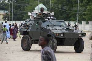 L’armée nigériane à Maiduguri, en août 2013. Photo d’illustration. © Sunday Alamba/AP/SIPA