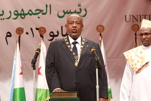 Ismaïl Omar Guelleh (IOG), officiellement réinvesti dans ses fonctions, dimanche 8 mai, au Palais du Peuple de Djibouti. © Halloyta Abou / Présidence de Djibouti