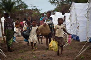 Des réfugiés ivoiriens dans un camp du comté de Nimba, au Liberia. © AFP/Benoit Matsha-Carpentier