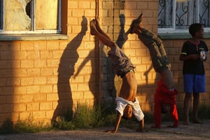 Des enfants du Cap, en Afrique du Sud. © Schalk van Zuydam/AP/SIPA