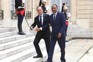 Les présidents français et nigérien, le 14 juin, à l’Élysée. © JACQUES DEMARTHON/AFP
