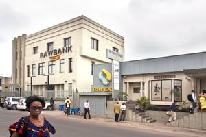 Rawbank et Trust Merchant Bank vont proposer des contrats aux particuliers. © gwenn dubourthoumieu pour j.a.