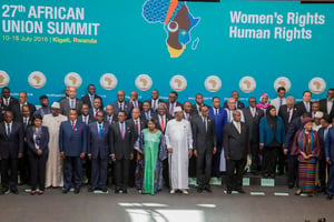 Photo de famille du 27e sommet de l’Union africaine tenu à Kigali du 10 au 18 Juillet 2016. © Cyril NDEGEYA pour J.A.