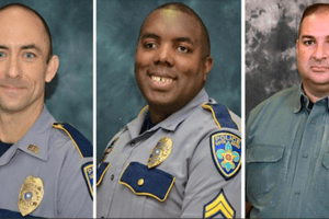 Matthew Gerald, Montrell Jackson et Brad Garafalo, les trois policiers tués à Bâton-Rouge, le 17 juillet 2016. © AFP