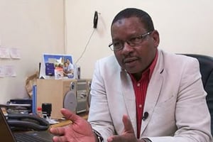 Newton Ahmed Barry, nouveau président de la Ceni burkinabè. © Capture d’écran Youtube / DR