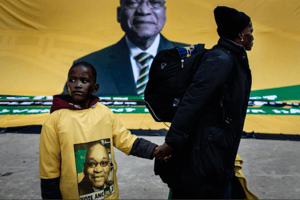 Des partisans de Jacob Zuma à Johannesburg, le 31 juillet 2016. © AFP