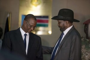 Le président Salva Kiir en compagnie de Taban Deng Gai, nommé vice-président en remplacement du leader de l’ex-rébellion Salva Kiir. © Jason Patinkin/AP/Sipa