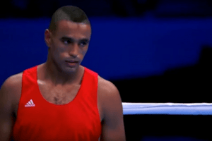 Le boxeur Hassan Saada lors d’un combat en 2015 © Capture d’écran Youtube