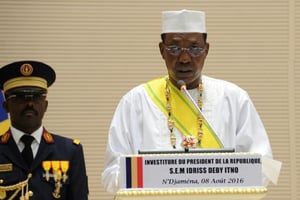 Idriss Déby Itno lors de son investiture pour le cinquième mandat le 8 août 2016 à N’Djamena. © Brahim Adji/AFP