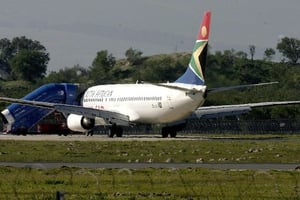 Un appareil de South African Airways sur le tarmac du Cap en juin 2006. © Clarence Muller/AP/SIPA