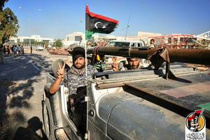 Des soldats des forces gouvernementales libyennes à Syrte, le 10 août 2016. © AFP