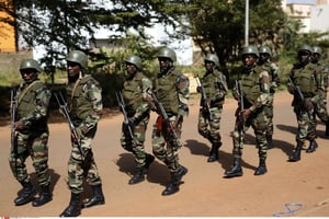 Des soldats de la garde présidentielle malienne en novembre 2015 à Bamako. © Jerome Delay/AP/SIP