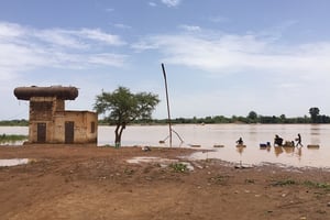 Une rive du Niger à Niamey où Jean Rouch aimait se baigner. © François-Xavier Freland