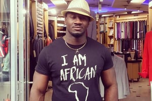 Zack Mwekassa, kick-boxeur congolais, publie des messages et des vidéos pour encourager ses fans à prendre leur destin en main. © Compte facebook de Zack Mwekassa
