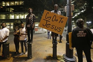 Scène de manifestation pacifique à Charlotte, le 22 septembre 2016. © Gerry Broome/AP/SIPA