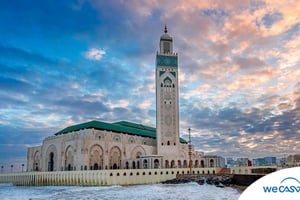 La mosquée Hassan II, un des grands monuments de la capitale économique du Maroc . © Région de Casablanca-Settat