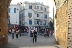 La place de la Victoire, à Tunis. © م ض/CC/Wikimedia Commons