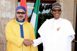 Le roi du Maroc, Mohammed VI, s’est entretenu avec le président nigérian, Muhammadu Buhari, le 2 décembre 2016. © Maghreb Arab Press