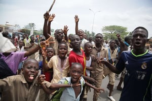 Manifestation d’élèves en avril 2013 à Lomé, au Togo. © Erick Kaglan/AP/SIPA