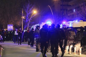 La police turque aux abords du lieu du crime à Ankara le 19 décembre 2016. © AP/SIPA